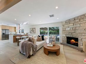 8915 Odessa Avenue, North Hills CA 91343