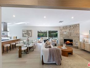 8915 Odessa Avenue, North Hills CA 91343