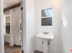 5835 Radford Avenue, Valley Village CA 91607