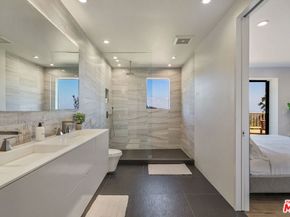 2612 Carman Crest Drive, Los Angeles CA 90068