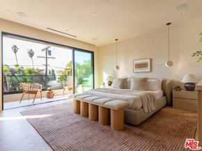 517 N Edinburgh Avenue, Los Angeles CA 90048