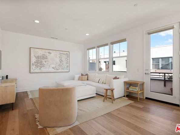 2923 Exposition Place 1, Los Angeles CA 90018