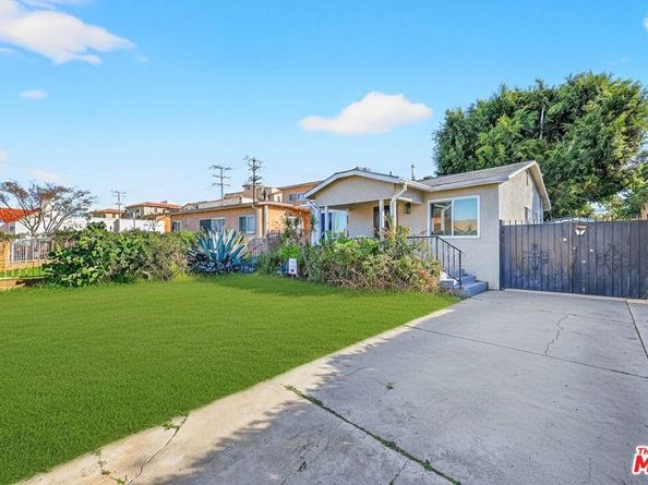 916 E 68th Street, Inglewood CA 90302