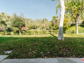 9405 Via Yolanda, Burbank CA 91504