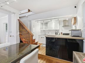 43 Dudley Avenue, Venice CA 90291