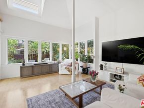 43 Dudley Avenue, Venice CA 90291