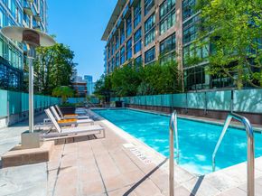 1111 S Grand Avenue 605, Los Angeles CA 90015