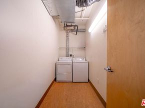 1111 S Grand Avenue 605, Los Angeles CA 90015