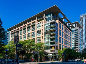 1111 S Grand Avenue 605, Los Angeles CA 90015