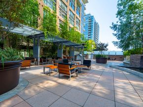 1111 S Grand Avenue 605, Los Angeles CA 90015