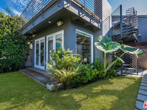 3001 Grand Canal, Venice CA 90291