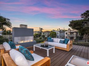 3001 Grand Canal, Venice CA 90291