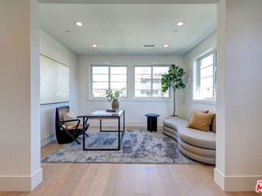 4226 East Boulevard, Los Angeles CA 90066