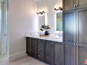 4226 East Boulevard, Los Angeles CA 90066