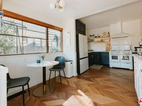 889 N Chester Avenue, Pasadena CA 91104