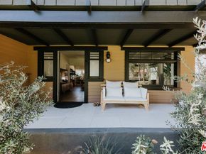 889 N Chester Avenue, Pasadena CA 91104