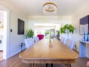 889 N Chester Avenue, Pasadena CA 91104