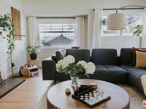 889 N Chester Avenue, Pasadena CA 91104