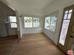 2320 W 25th Street, Los Angeles CA 90018