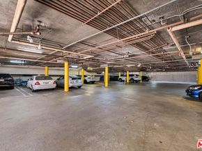 4943 Rosewood Avenue 104, Los Angeles CA 90004