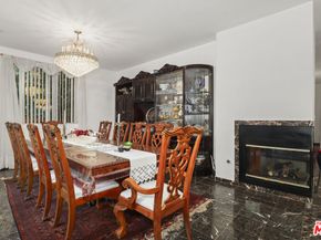 3943 Wade Street, Los Angeles CA 90066