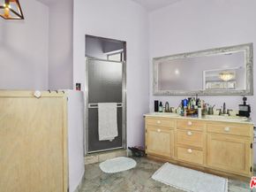 3943 Wade Street, Los Angeles CA 90066