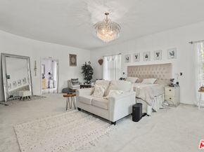 3943 Wade Street, Los Angeles CA 90066