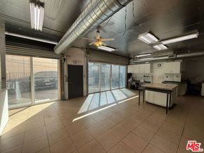 7304 Canby Avenue, Reseda CA 91335