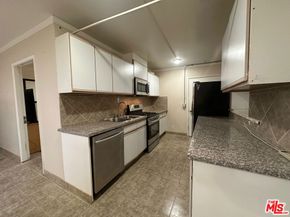 7304 Canby Avenue, Reseda CA 91335