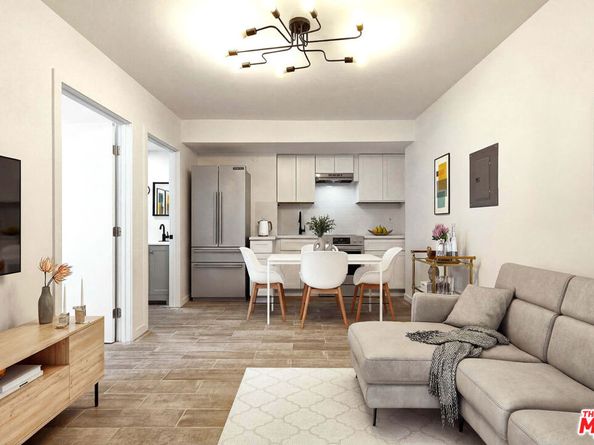 1036 Cherry Avenue, Long Beach CA 90813