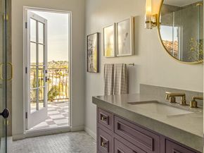 1982 N Normandie Avenue, Los Angeles CA 90027