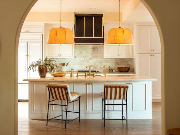 1982 N Normandie Avenue, Los Angeles CA 90027