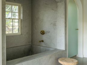 1982 N Normandie Avenue, Los Angeles CA 90027