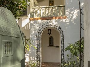 1982 N Normandie Avenue, Los Angeles CA 90027