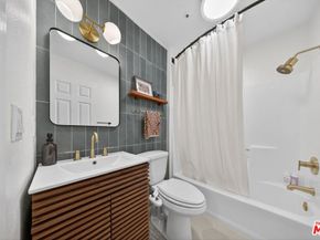 147 W Acacia Avenue 118, Glendale CA 91204