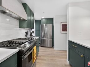 147 W Acacia Avenue 118, Glendale CA 91204