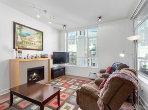 325 7Th Ave 211, San Diego CA 92101