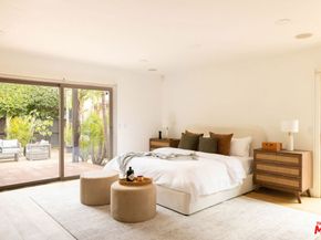 542 N Curson Avenue, Los Angeles CA 90036