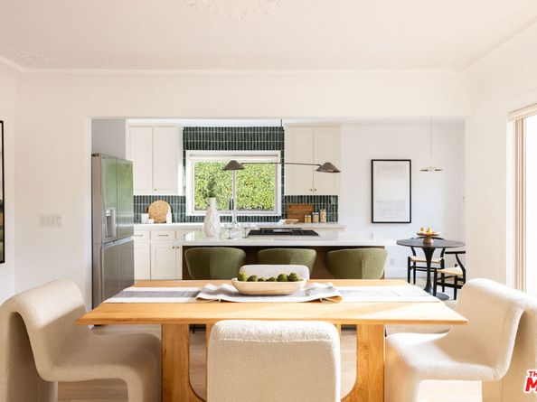 542 N Curson Avenue, Los Angeles CA 90036