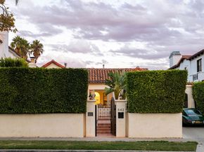 542 N Curson Avenue, Los Angeles CA 90036