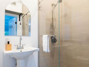 542 N Curson Avenue, Los Angeles CA 90036