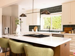 542 N Curson Avenue, Los Angeles CA 90036