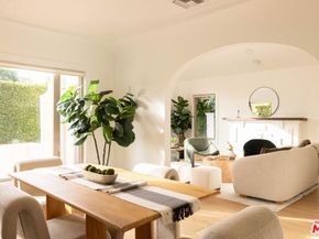 542 N Curson Avenue, Los Angeles CA 90036