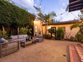 542 N Curson Avenue, Los Angeles CA 90036