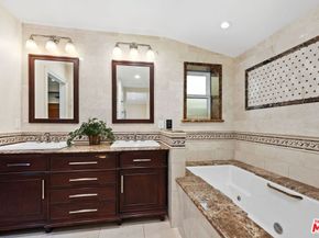 6636 Wooster Avenue, Los Angeles CA 90056