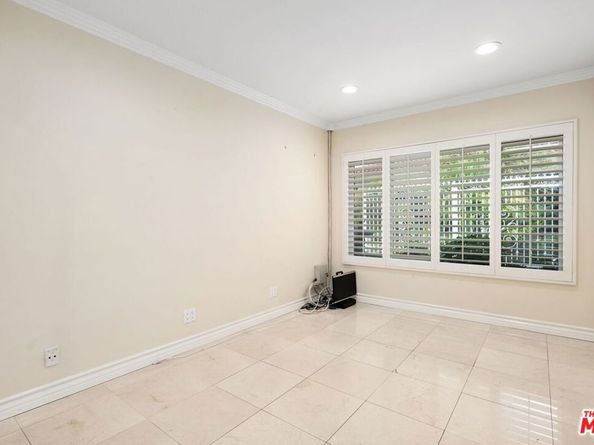 6636 Wooster Avenue, Los Angeles CA 90056