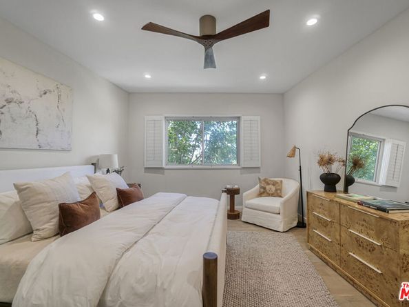 166 S Hayworth Avenue 201, Los Angeles CA 90048