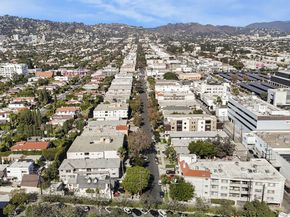 166 S Hayworth Avenue 201, Los Angeles CA 90048