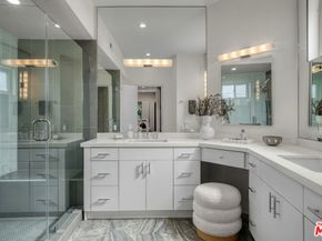 166 S Hayworth Avenue 201, Los Angeles CA 90048