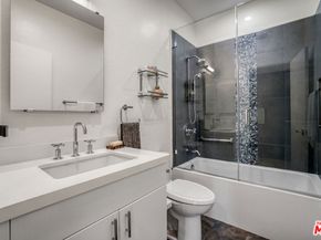 166 S Hayworth Avenue 201, Los Angeles CA 90048